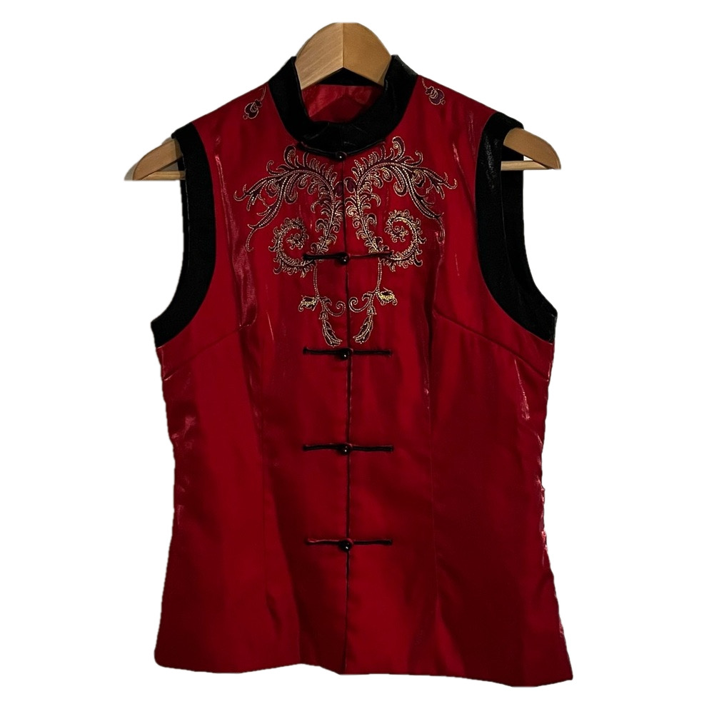 Hua Shao lustrous red and black embroidered vest made in Hong Kong, size 42